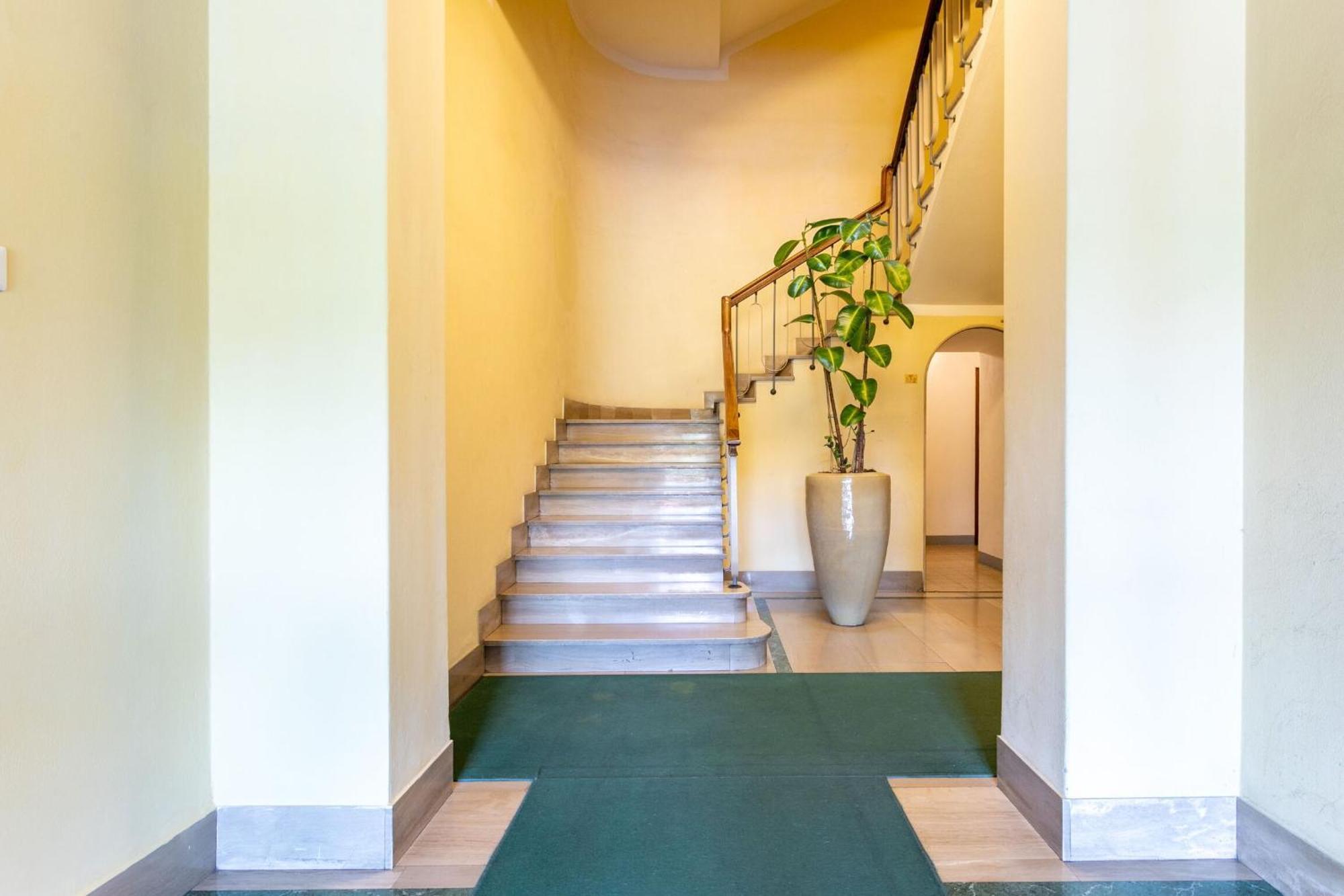 Vespucci 60 Luxury Apt With Garage And Balcony Firenze
