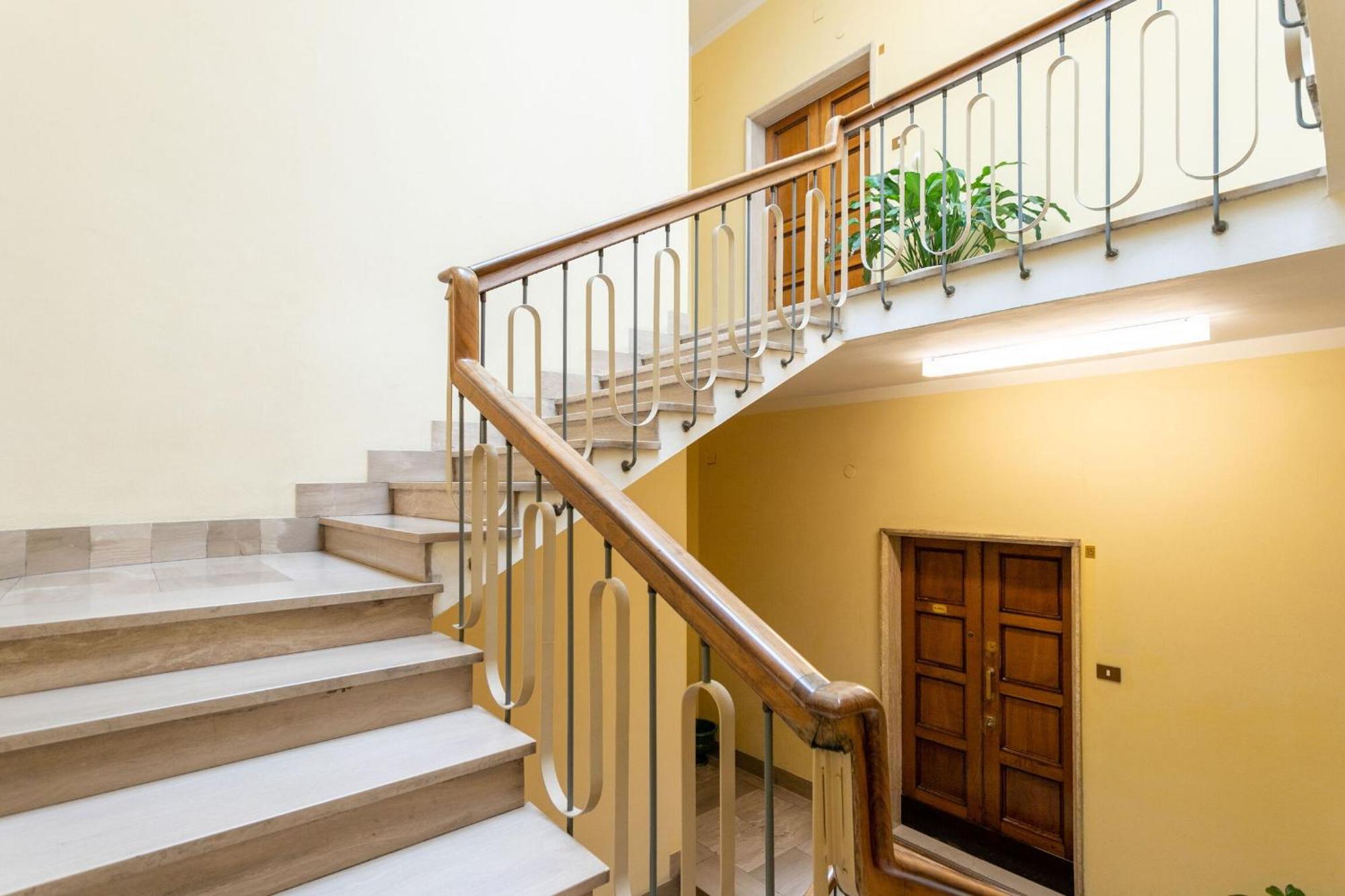 Vespucci 60 Luxury Apt With Garage And Balcony Appartamento