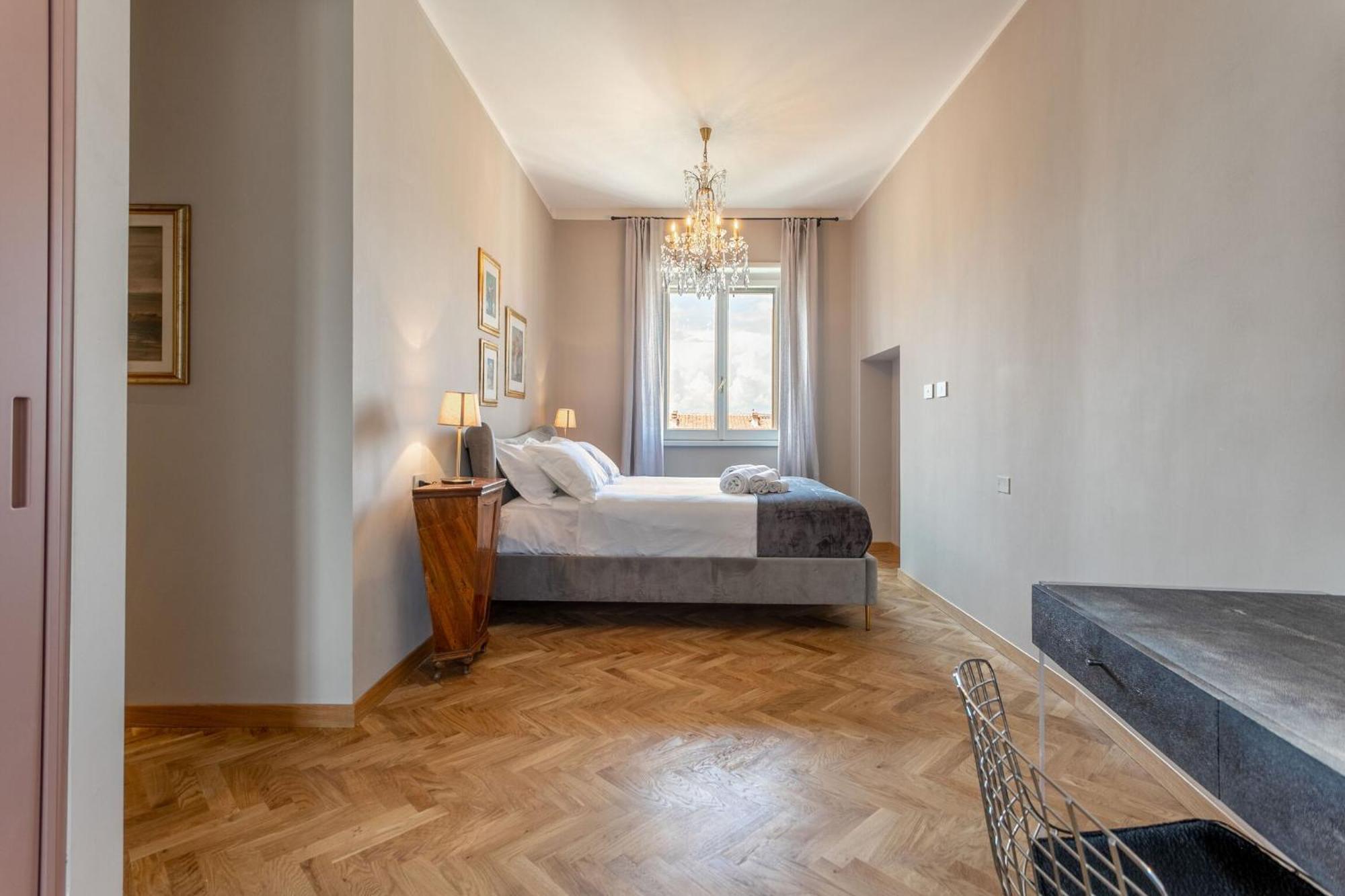 Appartamento Vespucci 60 Luxury Apt With Garage And Balcony Firenze