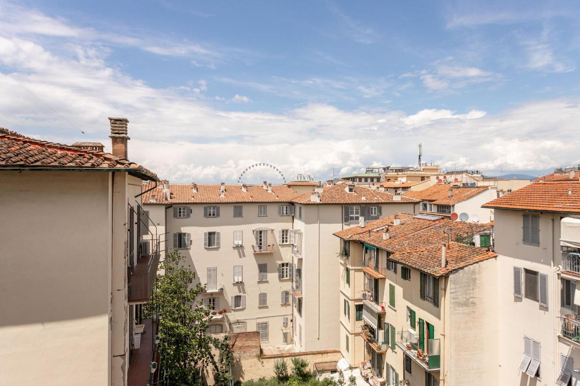 Vespucci 60 Luxury Apt With Garage And Balcony Firenze