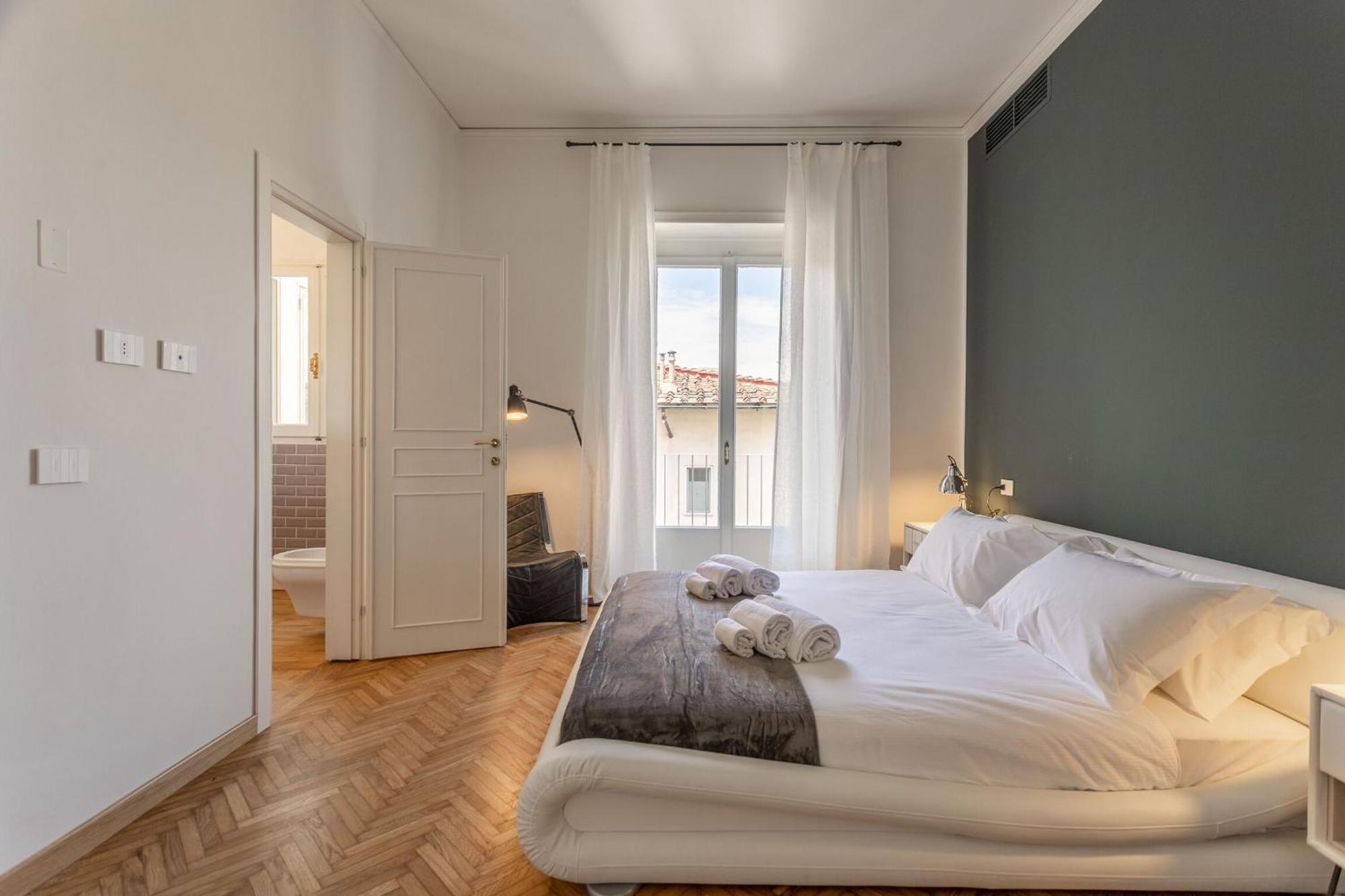 Appartamento Vespucci 60 Luxury Apt With Garage And Balcony