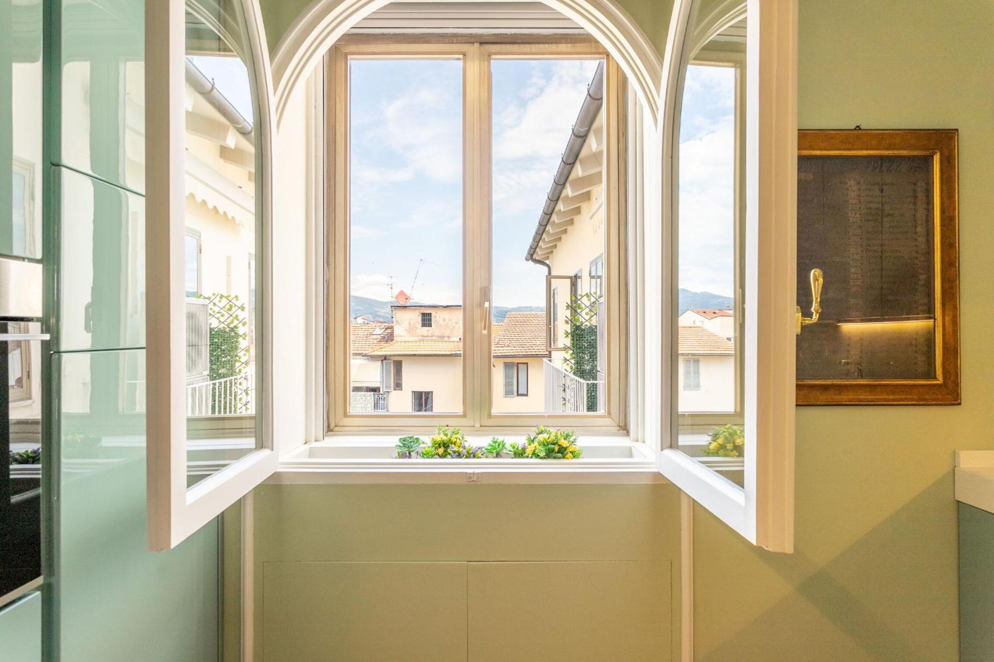 Vespucci 60 Luxury Apt With Garage And Balcony Appartamento